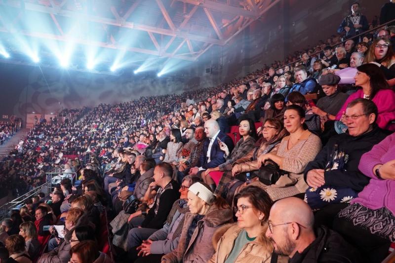 Зрители концерта на льду "Вертикаль времени Высоцкого" в Самаре поделились ожиданиями от шоу