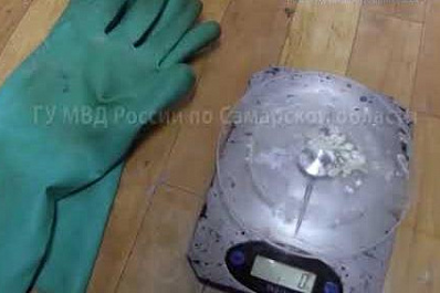 Крупную партию наркотиков изъяли полицейские в Тольятти