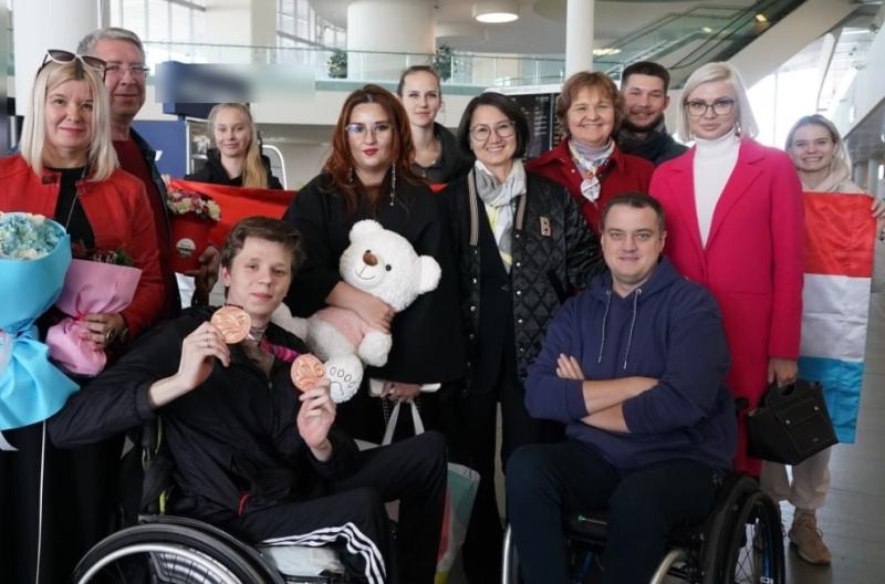 Кирилл Пульвер привез в Самару две медали с чемпионата мира по плаванию