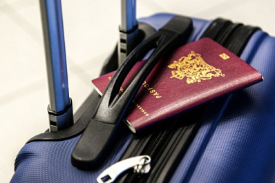 Туристы из России пока не смогут прилетать на Кипр