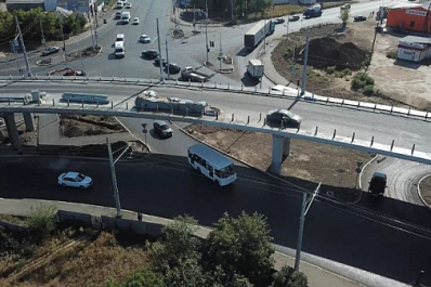 Специалисты регионального Минтранса проверят качество покрытия Самарского моста