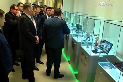 Полпред президента в ПФО Михаил Бабич и глава региона Дмитрий Азаров посетили технопарк «Жигулевская долина»