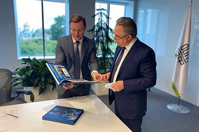 Губернатор Дмитрий Азаров решает проблемы обманутых дольщиков региона на федеральном уровне 