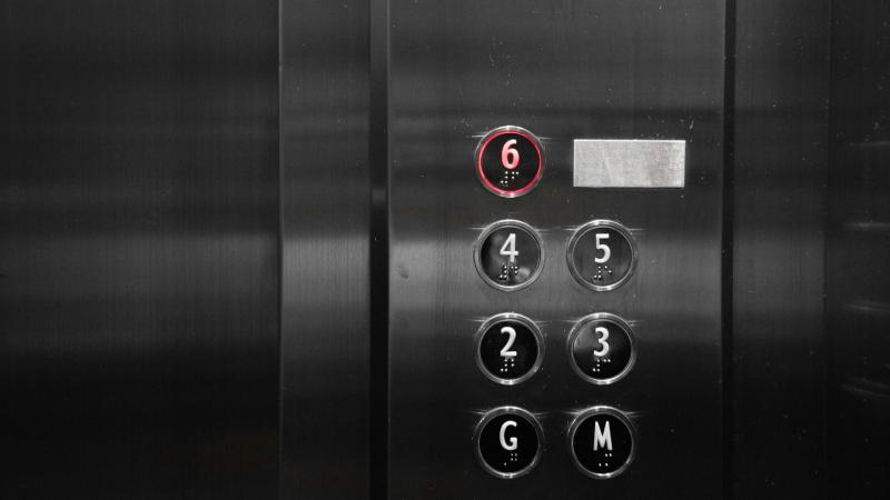 В России создадут реестр лифтов в жилых домах