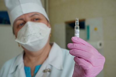 В России вакциной "Спутник V” от коронавируса привились уже более 1,5 миллиона человек 