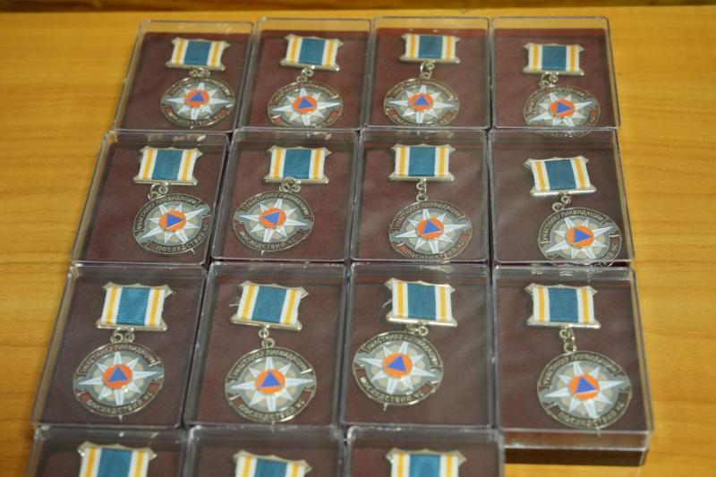 Вячеслав Федорищев поздравил личный состав ГУ МЧС России по Самарской области с 93-й годовщиной со дня образования Гражданской обороны РФ