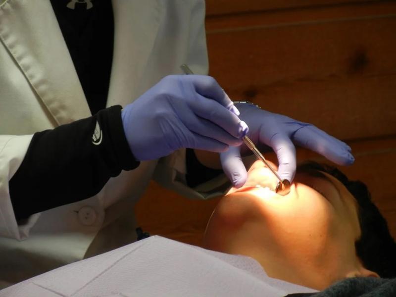 В Чапаевске в стоматологической поликлинике ждут на работу молодого специалиста