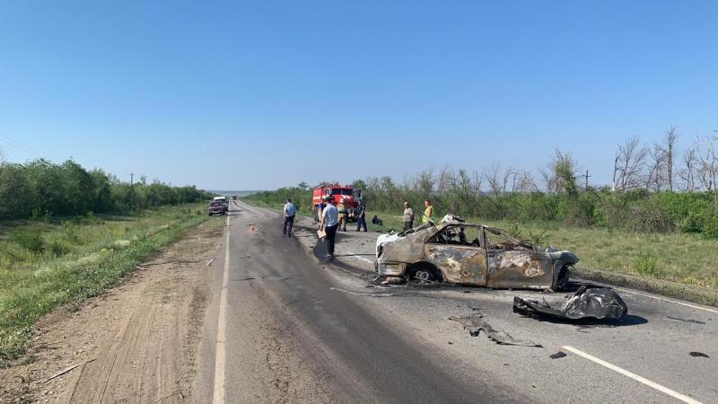 Трое погибших: в Самарской области столкнулись грузовой и легковой автомобили