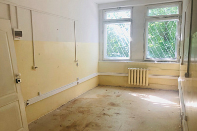 В Жигулевске полным ходом идет ремонт детской поликлиники