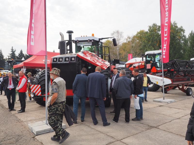 "Надежная и простая в управлении": компания Ростсельмаш представила свою технику на XXVII Поволжской агропромышленной выставке