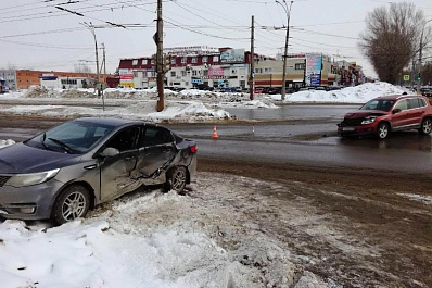 В Тольятти в ДТП пострадали женщина и ребёнок