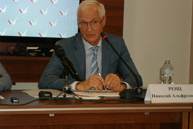 Глава Тольятти предложил способ борьбы с пылью в городском воздухе