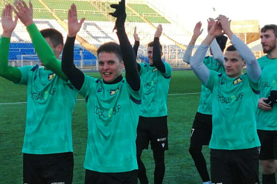 Отрадненский "Нефтяник" выиграл золотой матч футбольного чемпионата Самарской области