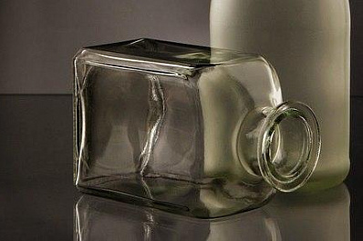 В Самаре женщина убежала из магазина с украденной бутылкой спиртного