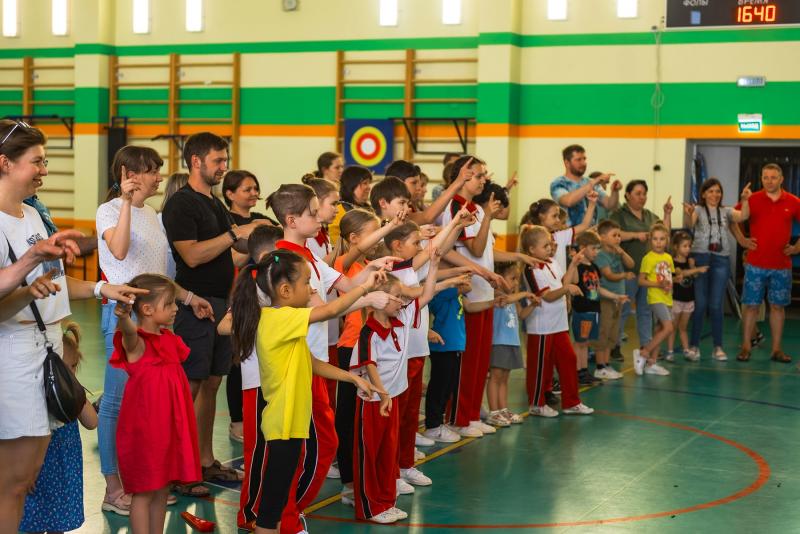 Более 250 человек приняли участие в семейном спортивном мегаквесте в Самарской области