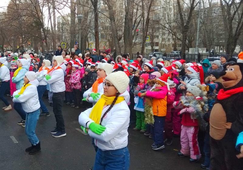 Главный Дед Мороз страны путешествует по Самаре