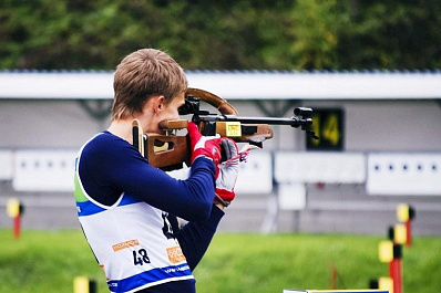 Золото с первенства России по летнему биатлону привез представитель спортроты ЦСКА/Самара