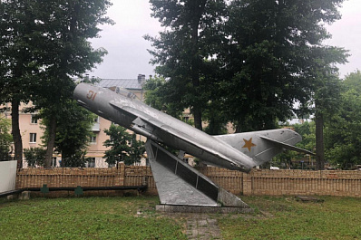 В Самаре предложили перенести памятник МиГ-15