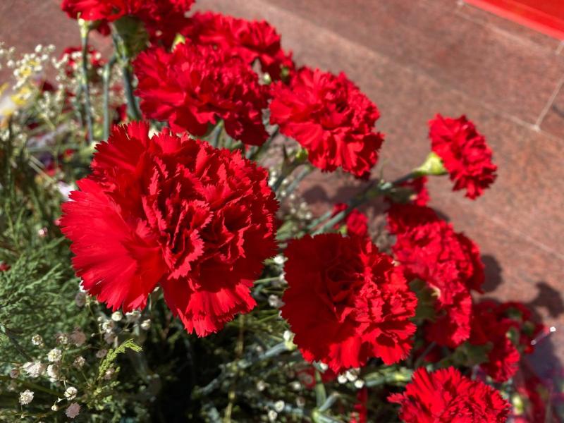 В селе Обшаровка открыли мемориал в честь участников СВО