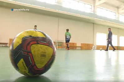 В Самарской области победители турнира "Лето с футбольным мячом" занимались с профессиональными тренерами