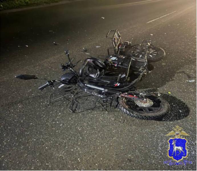 В Самарской области мужчина на электросамокате протаранил две встречные машины 