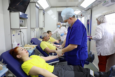 Для спасения жизней: сотрудники Куйбышевского НПЗ присоединились к акции по сдаче крови