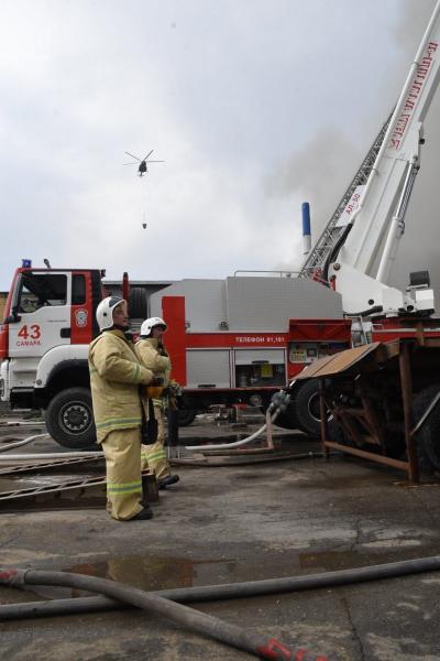 Фоторепортаж с места крупного пожара в Самаре