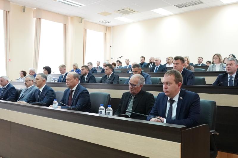 Врио главы Новокуйбышевска назначен Герой России Максим Девятов