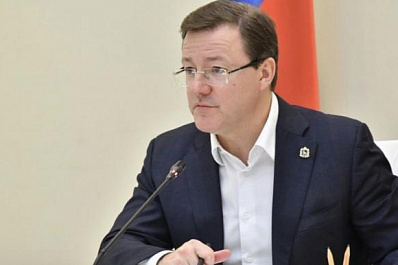 Дмитрий Азаров рекомендовал работодателям сделать 31 декабря выходным днем