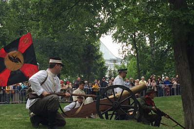 Русская армия и болгарские ополченцы: в Самаре показали реконструкцию сражения с турками
