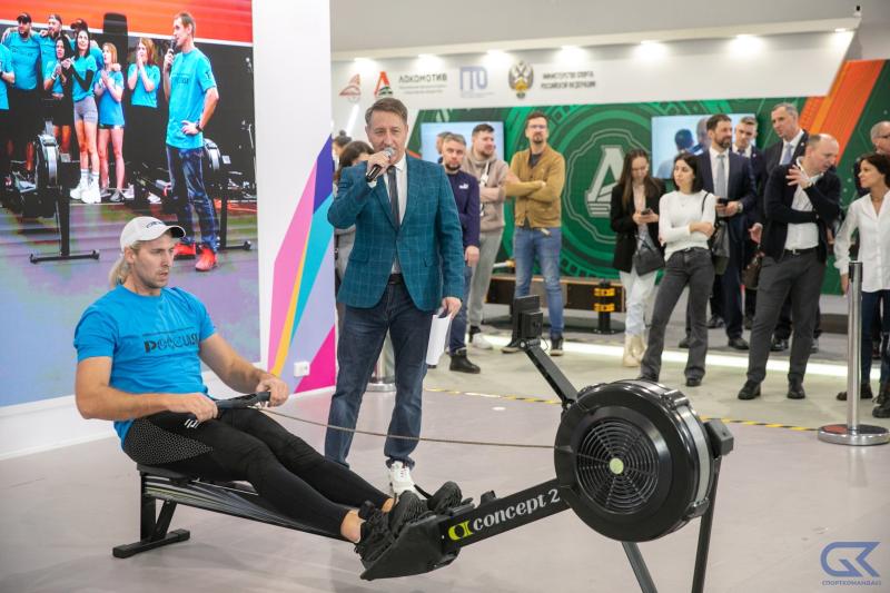 Спортсмены Самарской области установили рекорд по гребле в рамках выставки "Россия"