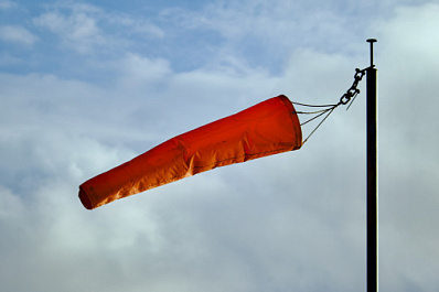 Сильный ветер обрушится на Самарскую область 19 января