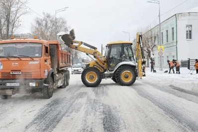 В Сызрани расширили 13 заметенных снегом дорог