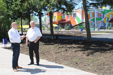 Геннадий Котельников посетил Кошкинский и Елховский районы