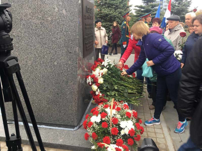 В Самаре торжественно открыли памятник конструктору Дмитрию Козлову