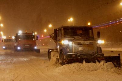 На борьбу со снегом в Самаре понадобится вдвое больше спецмашин, чем обычно