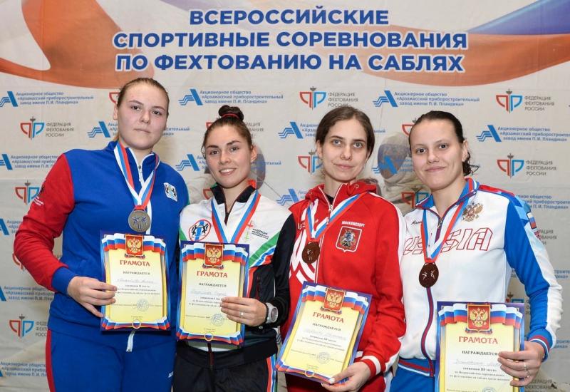 Мария Зинюхина из Тольятти стала призером всероссийского турнира саблисток