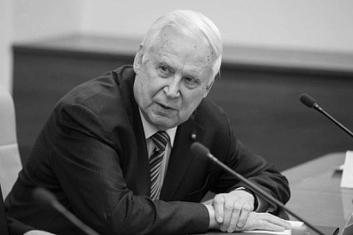 Дмитрий Азаров выразил соболезнования в связи со смертью бывшего главы Правительства СССР и сенатора Николая Рыжкова