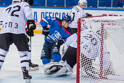 Тольяттинская "Лада" победила "Челмет" из Челябинска