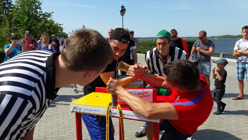 В Самаре пройдет турнир по армрестлингу на призы ТРК "ГУБЕРНИЯ"