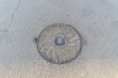 В Самаре устранили 117 "яблочных" засоров в канализационных системах