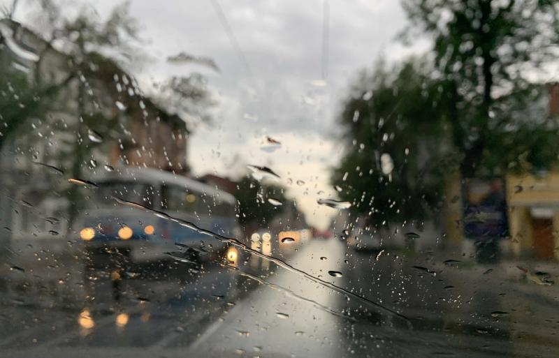 В Самарской области 27 июня вновь обещают ливень с градом и штормовой ветер