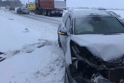 Один погиб и четверо пострадали: в Самарской области произошла крупная авария