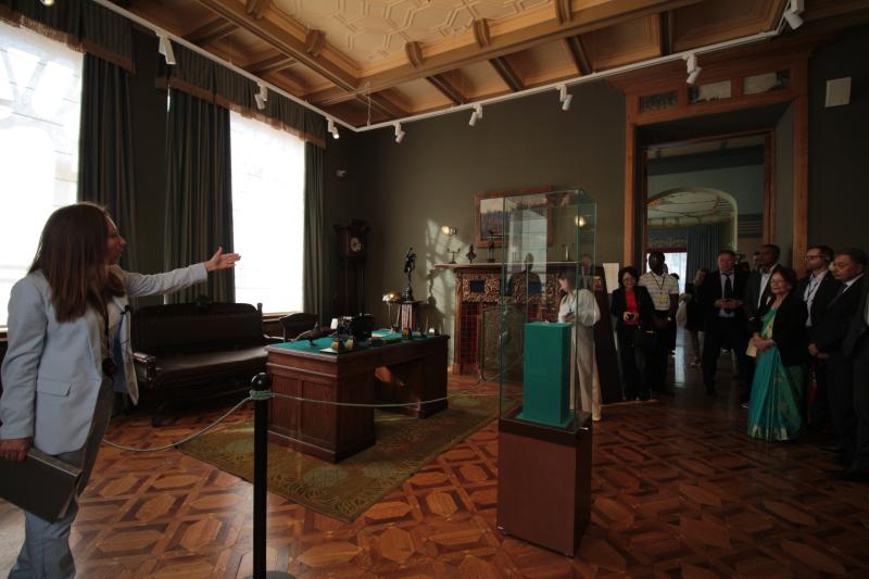 Делегация дипмиссий, фестиваль искусств, защита от ОРВИ: читайте в свежем номере "Волжской коммуны" 10 сентября