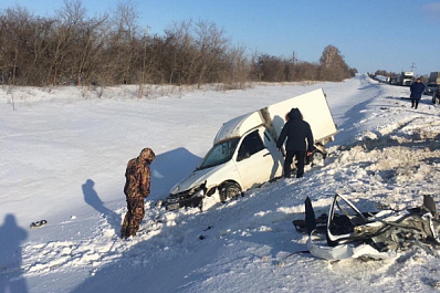 Под Самарой в ДТП с тремя легковушками пострадала женщина