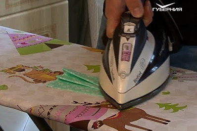 Самарская семья организовала дома цех по пошиву масок