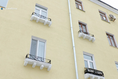 В Самаре обновили фасад сталинки на Красноармейской