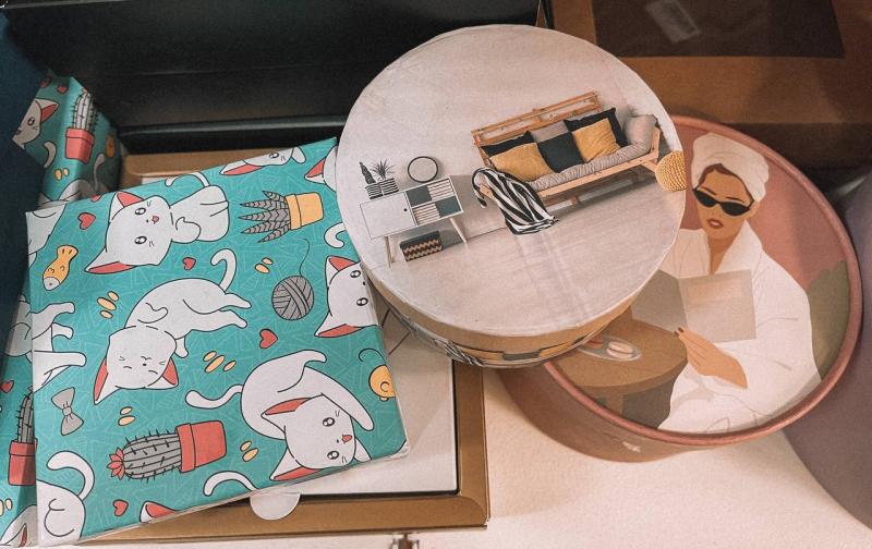 "Змеиные" поделки, елки и игрушки: самарцы начали скупать товары к Новому году