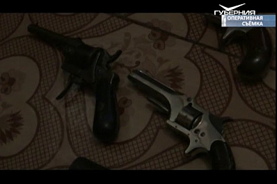 Пулемёт максим, ППШ, маузер, наган: 30 единиц боевого и раритетного оружия обнаружили в квартире в Самаре