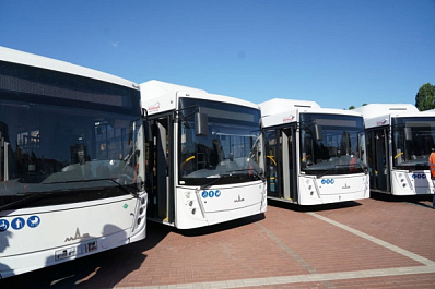 Самарцев после салюта развезут по домам на общественном транспорте